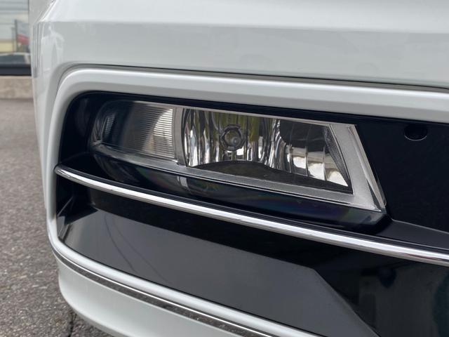 パサートヴァリアント ２．０ＴＳＩ　Ｒライン　ワンオーナー車　レザーシート　純正ナビ　バックモニター　フルセグ　ＣＤ　ＤＶＤ　Ｂｌｕｅｔｏｏｔｈ　ＥＴＣ　プリクラ　レーンキープアシスト　前席パワーシート　メモリーシート　ＬＥＤヘッドライト（25枚目）