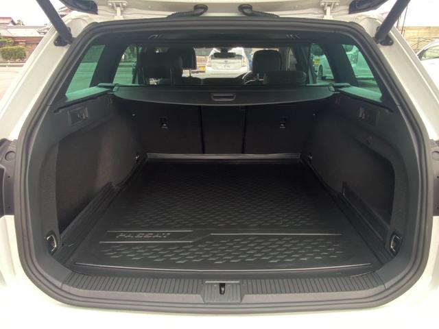 パサートヴァリアント ２．０ＴＳＩ　Ｒライン　ワンオーナー車　レザーシート　純正ナビ　バックモニター　フルセグ　ＣＤ　ＤＶＤ　Ｂｌｕｅｔｏｏｔｈ　ＥＴＣ　プリクラ　レーンキープアシスト　前席パワーシート　メモリーシート　ＬＥＤヘッドライト（47枚目）