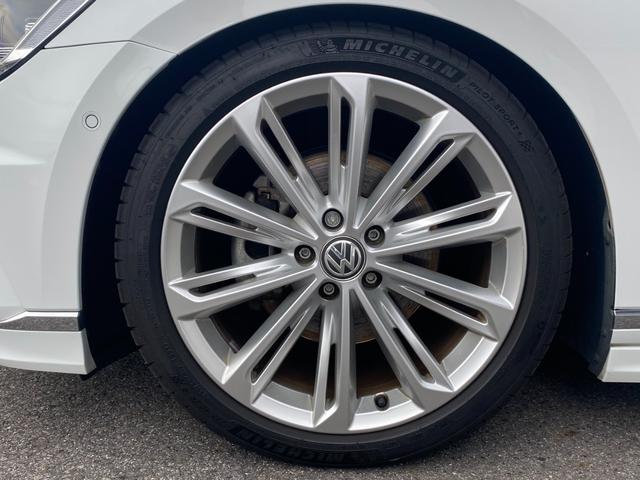 パサートヴァリアント ２．０ＴＳＩ　Ｒライン　ワンオーナー車　レザーシート　純正ナビ　バックモニター　フルセグ　ＣＤ　ＤＶＤ　Ｂｌｕｅｔｏｏｔｈ　ＥＴＣ　プリクラ　レーンキープアシスト　前席パワーシート　メモリーシート　ＬＥＤヘッドライト（66枚目）