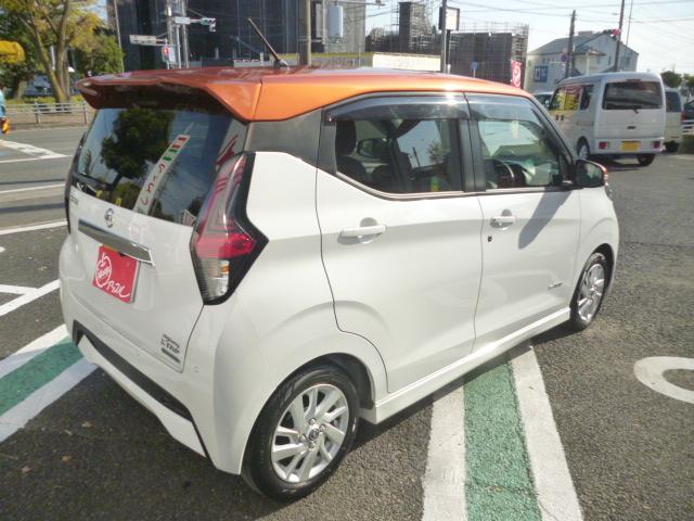 デイズ ハイウェイスター　Ｘ　エマージェンシーブレーキ　ツートンルーフ　純正９インチナビ　アラウンドビューモニター　フルセグテレビ　純正ナビ連動ドラレコ　インテリキー　プッシュスタート　走行距離無制限１年保証　ワンオーナー　禁煙車（8枚目）