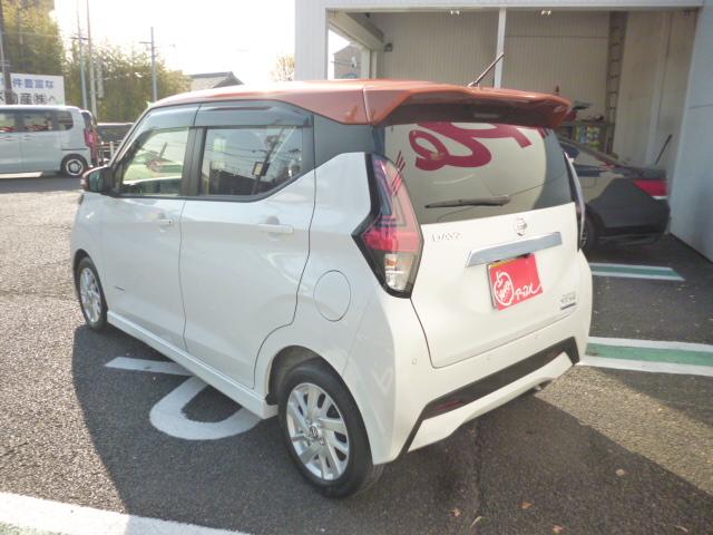 デイズ ハイウェイスター　Ｘ　エマージェンシーブレーキ　ツートンルーフ　純正９インチナビ　アラウンドビューモニター　フルセグテレビ　純正ナビ連動ドラレコ　インテリキー　プッシュスタート　走行距離無制限１年保証　ワンオーナー　禁煙車（9枚目）