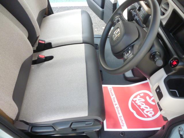 Ｎ－ＢＯＸ ベースグレード　ホンダセンシング　純正８インチナビ＆バックモニター　フルセグテレビ　左側パワースライドドア　オートクルーズ　ＥＴＣ　スマートキー＆プッシュスタート　ワンオーナー禁煙車（32枚目）