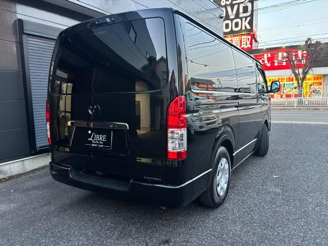 ハイエースバン スーパーGL ダークプライムII パナソニック10インチナビ、パノラミックビューモニター、両側パワースライドドア、レーンキープアシスト、デジタルインナーミラー、ETC、AC100V電源、LEDヘッドライト、リアエアコン、フルセグTV(16枚目)