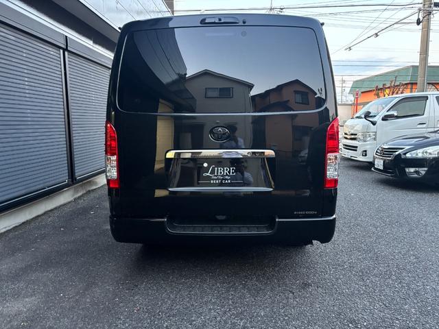 ハイエースバン スーパーGL ダークプライムII パナソニック10インチナビ、パノラミックビューモニター、両側パワースライドドア、レーンキープアシスト、デジタルインナーミラー、ETC、AC100V電源、LEDヘッドライト、リアエアコン、フルセグTV(17枚目)