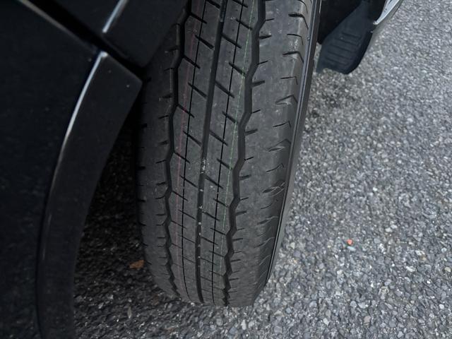 ハイエースバン スーパーGL ダークプライムII パナソニック10インチナビ、パノラミックビューモニター、両側パワースライドドア、レーンキープアシスト、デジタルインナーミラー、ETC、AC100V電源、LEDヘッドライト、リアエアコン、フルセグTV(30枚目)