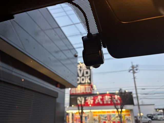 ハイエースバン スーパーGL ダークプライムII パナソニック10インチナビ、パノラミックビューモニター、両側パワースライドドア、レーンキープアシスト、デジタルインナーミラー、ETC、AC100V電源、LEDヘッドライト、リアエアコン、フルセグTV(47枚目)