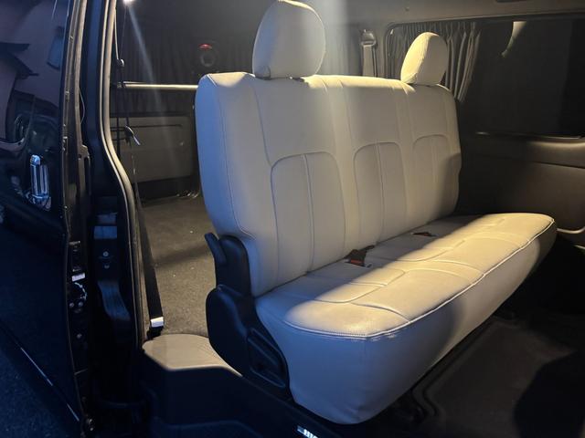 ハイエースバン スーパーGL ダークプライムII パナソニック10インチナビ、パノラミックビューモニター、両側パワースライドドア、レーンキープアシスト、デジタルインナーミラー、ETC、AC100V電源、LEDヘッドライト、リアエアコン、フルセグTV(68枚目)