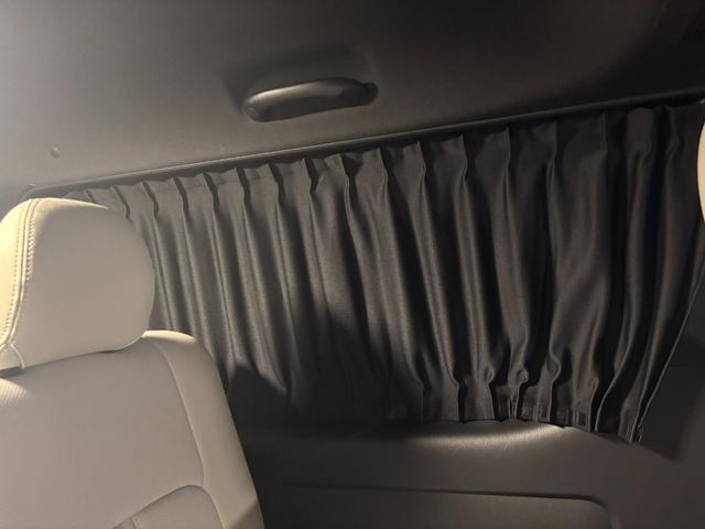 ハイエースバン スーパーGL ダークプライムII パナソニック10インチナビ、パノラミックビューモニター、両側パワースライドドア、レーンキープアシスト、デジタルインナーミラー、ETC、AC100V電源、LEDヘッドライト、リアエアコン、フルセグTV(70枚目)