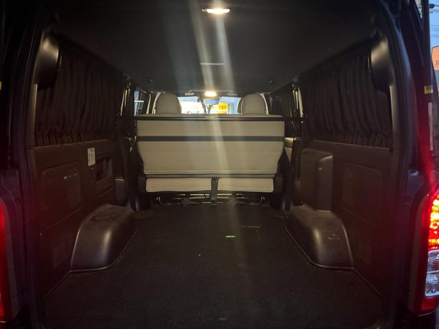 ハイエースバン スーパーGL ダークプライムII パナソニック10インチナビ、パノラミックビューモニター、両側パワースライドドア、レーンキープアシスト、デジタルインナーミラー、ETC、AC100V電源、LEDヘッドライト、リアエアコン、フルセグTV(72枚目)