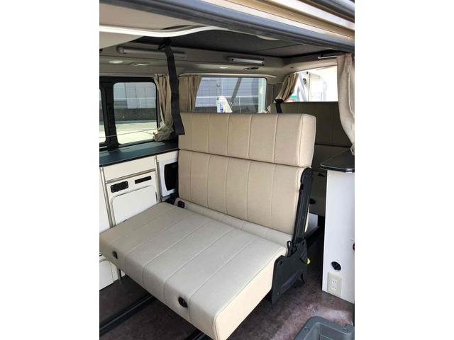 ＮＶ３５０キャラバンバン 　キャンピングカーバンテックＤｉａｒｉｏＰｏｐ　スライドドア　ベッド２段　キッチン　シンク　電子レンジ　２０００Ｗインバーター　ソラーパネル　パナソニックＣＮ－Ｒ３３０ナビＴＶ（3枚目）