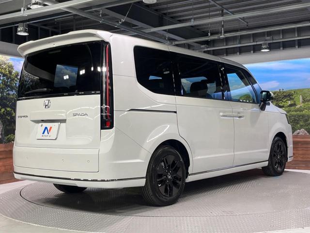 ステップワゴン スパーダ　登録済未使用車　純正１１型ナビ　両側電動ドア　バックカメラ　１００Ｖ電源　ハーフレザーシート　コーナーセンサー　スマートキー　ＬＥＤヘッド　純正１６インチアルミ　車線逸脱警報　オートライト（18枚目）