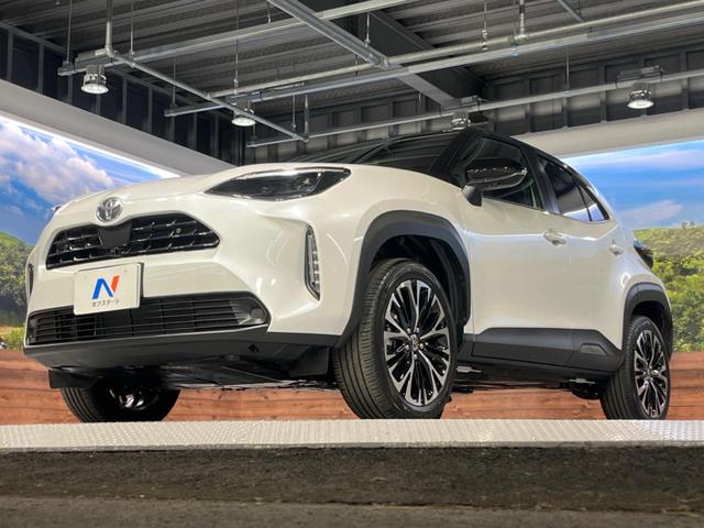 ヤリスクロス ハイブリッドＺ　登録済未使用車　純正８型ＤＡ　全周囲カメラ　衝突被害軽減　レーダークルーズ　ハーフレザーシート　パワーシート　コーナーセンサー　スマートキー　ＬＥＤヘッド　ビルトインＥＴＣ　純正１８インチアルミ（29枚目）