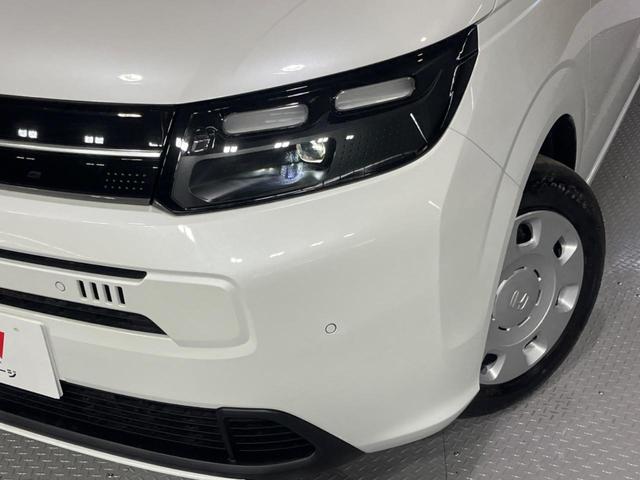 フリード エアー 登録済未使用車 純正8型DA 6人乗 バックカメラ 衝突軽減 両側電動ドア アダプティブクルーズ LEDヘッド ステアリングスイッチ AppleCarPlay オートエアコン スマートキー(12枚目)