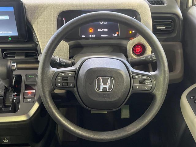 フリード エアー 登録済未使用車 純正8型DA 6人乗 バックカメラ 衝突軽減 両側電動ドア アダプティブクルーズ LEDヘッド ステアリングスイッチ AppleCarPlay オートエアコン スマートキー(14枚目)