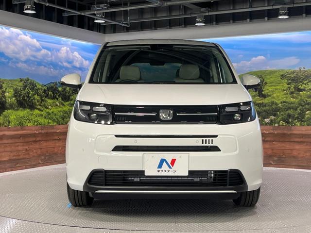 フリード エアー 登録済未使用車 純正8型DA 6人乗 バックカメラ 衝突軽減 両側電動ドア アダプティブクルーズ LEDヘッド ステアリングスイッチ AppleCarPlay オートエアコン スマートキー(15枚目)