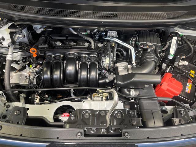 フリード エアー 登録済未使用車 純正8型DA 6人乗 バックカメラ 衝突軽減 両側電動ドア アダプティブクルーズ LEDヘッド ステアリングスイッチ AppleCarPlay オートエアコン スマートキー(19枚目)