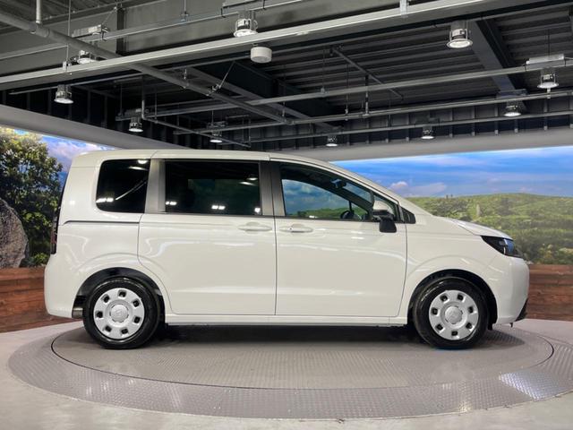 フリード エアー 登録済未使用車 純正8型DA 6人乗 バックカメラ 衝突軽減 両側電動ドア アダプティブクルーズ LEDヘッド ステアリングスイッチ AppleCarPlay オートエアコン スマートキー(40枚目)