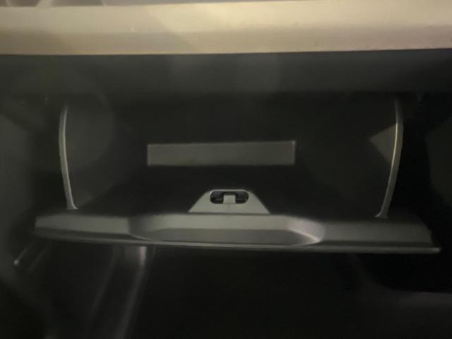 フリード エアー 登録済未使用車 純正8型DA 6人乗 バックカメラ 衝突軽減 両側電動ドア アダプティブクルーズ LEDヘッド ステアリングスイッチ AppleCarPlay オートエアコン スマートキー(50枚目)