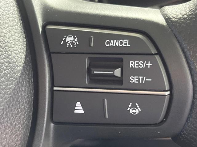 フリード エアー　登録済未使用車　純正８型ＤＡ　バックカメラ　両側電動ドア　バックカメラ　衝突被害軽減システム　コーナーセンサー　スマートキー　ＬＥＤヘッド　車線逸脱警報　オートライト　オートエアコン（6枚目）