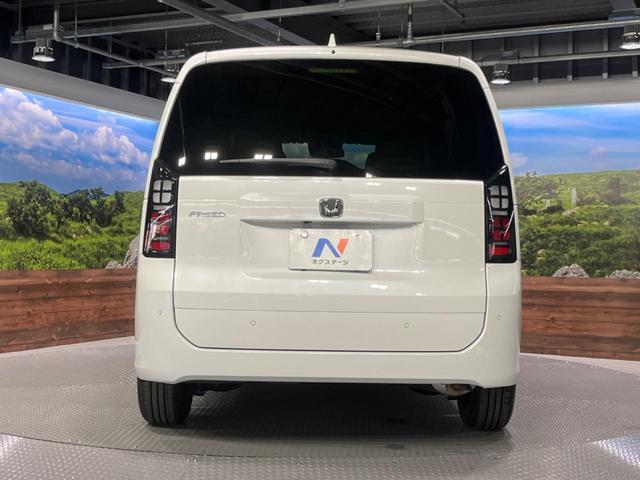 フリード エアー　登録済未使用車　純正８型ＤＡ　バックカメラ　両側電動ドア　バックカメラ　衝突被害軽減システム　コーナーセンサー　スマートキー　ＬＥＤヘッド　車線逸脱警報　オートライト　オートエアコン（15枚目）