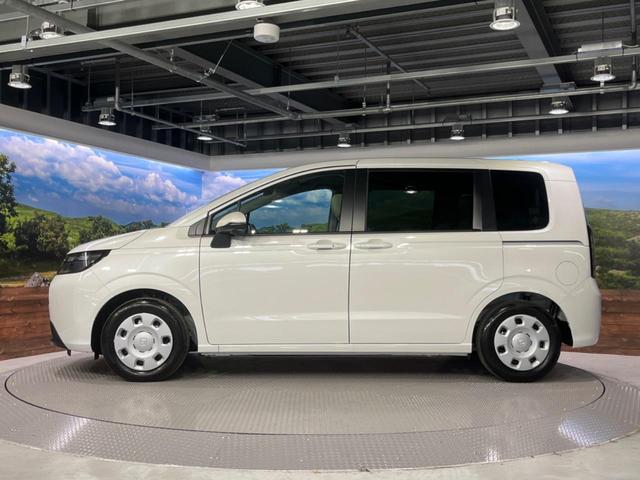 フリード エアー　登録済未使用車　純正８型ＤＡ　バックカメラ　両側電動ドア　バックカメラ　衝突被害軽減システム　コーナーセンサー　スマートキー　ＬＥＤヘッド　車線逸脱警報　オートライト　オートエアコン（17枚目）