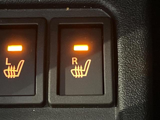 ジムニーノマド ＦＣ　４ＷＤ　登録済未使用車　衝突被害軽減システム　レーダークルーズ　コーナーセンサー　スマートキー　ＬＥＤヘッド　純正１５インチアルミ　車線逸脱警報　オートライト　オートエアコン（5枚目）