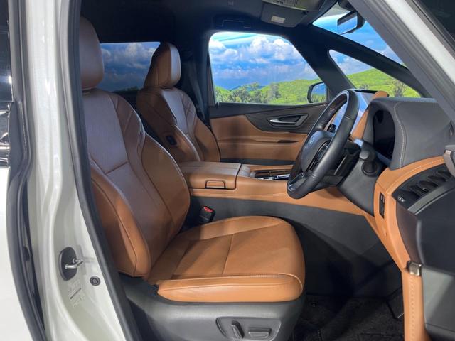 ヴェルファイアハイブリッド Ｚ　プレミア　ガラスルーフ　純正１４型ディスプレイ　フリップダウン　ユニバーサルステップ　全周囲カメラ　茶革シート　衝突軽減　レーダークルーズ　パワーシート　シートヒーター＆エアコン（8枚目）