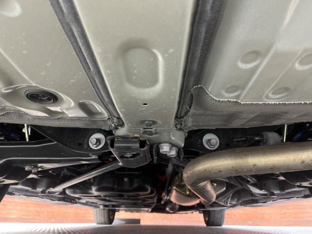 ヴェルファイアハイブリッド Ｚ　プレミア　ガラスルーフ　純正１４型ディスプレイ　フリップダウン　ユニバーサルステップ　全周囲カメラ　茶革シート　衝突軽減　レーダークルーズ　パワーシート　シートヒーター＆エアコン（20枚目）