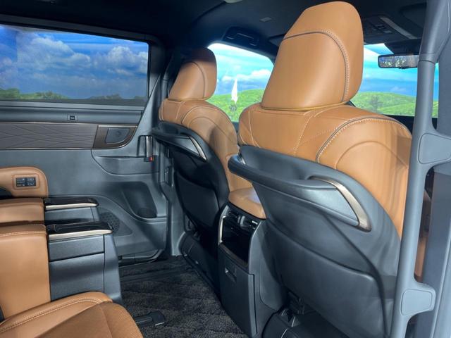 ヴェルファイアハイブリッド Ｚ　プレミア　ガラスルーフ　純正１４型ディスプレイ　フリップダウン　ユニバーサルステップ　全周囲カメラ　茶革シート　衝突軽減　レーダークルーズ　パワーシート　シートヒーター＆エアコン（46枚目）