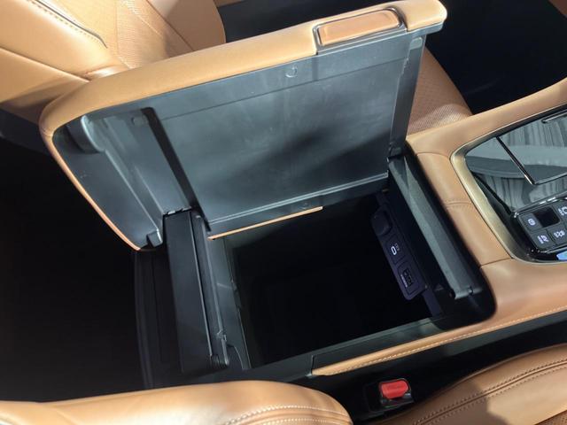 ヴェルファイアハイブリッド Ｚ　プレミア　ガラスルーフ　純正１４型ディスプレイ　フリップダウン　ユニバーサルステップ　全周囲カメラ　茶革シート　衝突軽減　レーダークルーズ　パワーシート　シートヒーター＆エアコン（59枚目）