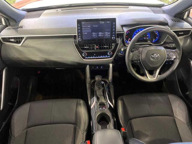 カローラクロス ハイブリッド Z 純正9型ディスプレイ 全周囲カメラ 衝突軽減 レーダークルーズ 純正AW ETC シートヒーター パワーシート 電動リアゲート スマートキー オートハイビーム LEDライト ハーフレザー(2枚目)