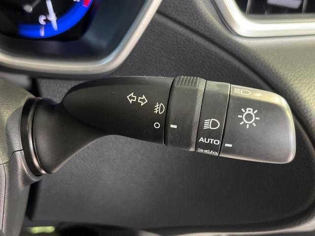 カローラクロス ハイブリッド Z 純正9型ディスプレイ 全周囲カメラ 衝突軽減 レーダークルーズ 純正AW ETC シートヒーター パワーシート 電動リアゲート スマートキー オートハイビーム LEDライト ハーフレザー(29枚目)