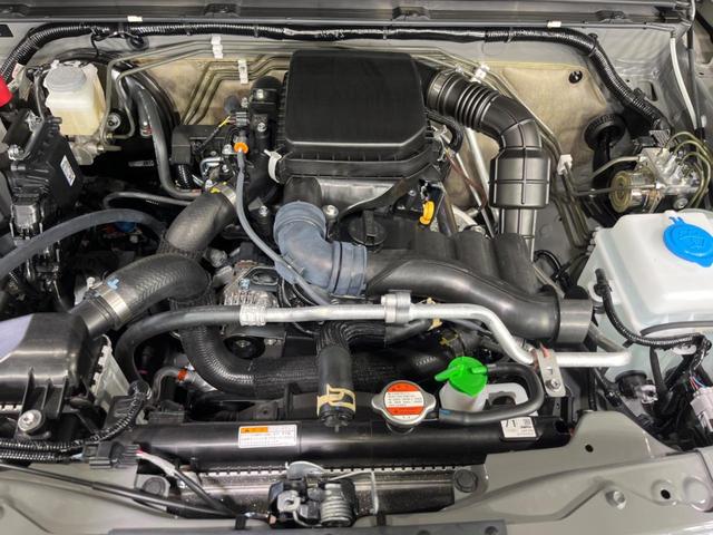 ジムニー ＸＣ　届出済未使用車　衝突軽減　クルコン　スマートキー　クリアランスソナー　純正ＡＷ　革巻きステアリング　車線逸脱防止　ヘッドライトウォッシャー　ドアミラーヒーター　ステアリングスイッチ（18枚目）