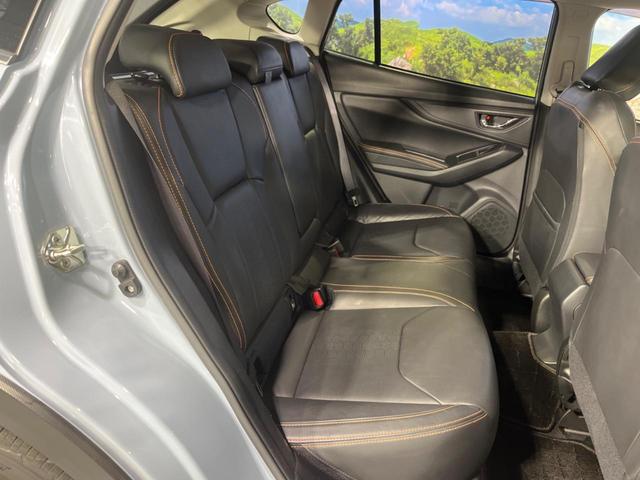 ＸＶ ２．０ｉ－Ｓ　アイサイト　純正８型ナビ　黒革シート　バックカメラ　衝突軽減　レーダークルーズ　パワーシート　ＢＳＭ　ＬＥＤヘッド＆フォグ　スマートキー　アイドリングストップ　純正１８ＡＷ（9枚目）