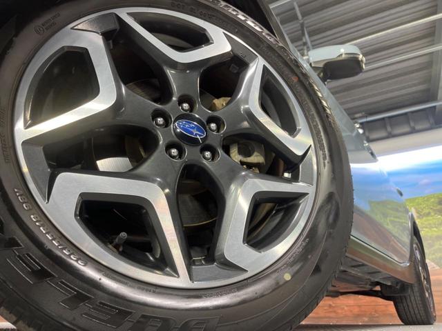 ＸＶ ２．０ｉ－Ｓ　アイサイト　純正８型ナビ　黒革シート　バックカメラ　衝突軽減　レーダークルーズ　パワーシート　ＢＳＭ　ＬＥＤヘッド＆フォグ　スマートキー　アイドリングストップ　純正１８ＡＷ（12枚目）