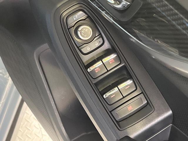 ＸＶ ２．０ｉ－Ｓ　アイサイト　純正８型ナビ　黒革シート　バックカメラ　衝突軽減　レーダークルーズ　パワーシート　ＢＳＭ　ＬＥＤヘッド＆フォグ　スマートキー　アイドリングストップ　純正１８ＡＷ（40枚目）