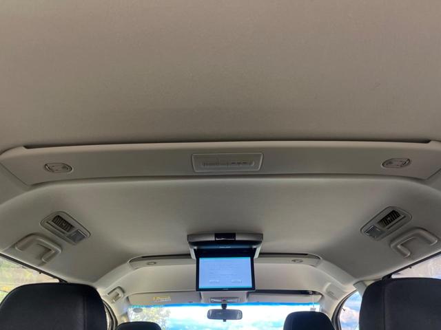 デリカＤ：５ Ｄ　パワーパッケージ　ＳＤナビ　フリップダウン　両側電動ドア　シートヒーター　ＥＴＣ　８人乗り　ＨＩＤヘッド＆フォグ　クルコン　パドルシフト（43枚目）