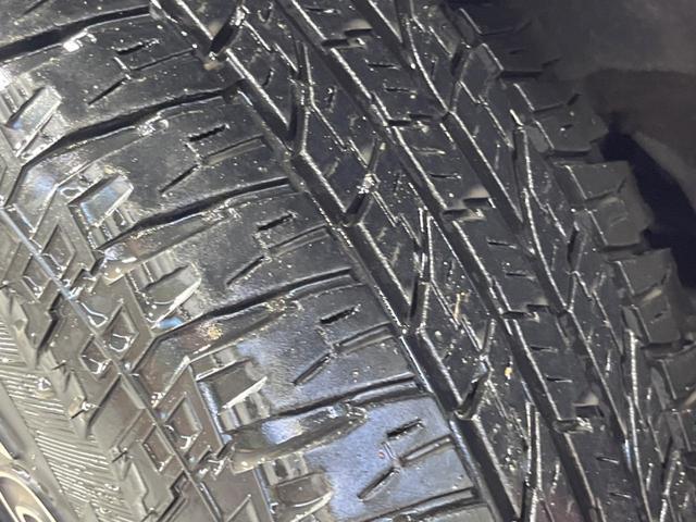 デリカＤ：５ Ｄ　パワーパッケージ　ＳＤナビ　フリップダウン　両側電動ドア　シートヒーター　ＥＴＣ　８人乗り　ＨＩＤヘッド＆フォグ　クルコン　パドルシフト（51枚目）