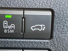 �ڥѥ�Хå��ɥ��ۥ��ޡ��ȥ����䱿ž�ʤΥܥ���򲡤������ǥꥢ�����Ȥ���ư�ǳ��Ĥ��ޤ�����ʪ����äƤ�����䡢�⤤���֤ˤ���Хå��ɥ����Ĥ��ݤ������ʵ�ǽ�Ǥ��� 6