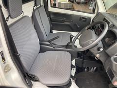 �����Ҥμ�ξ�����ˤ��Ƥ�����ƥʥ󥹤䥯�꡼�˥󥰤ʤɤ�Ԥ�Ÿ���������ԤäƤ���ޤ����������Ǽ�����ˤϹ��ʤ륯�꡼�˥󥰤�»ܤ������ޤΤǤ��¿����������� 5