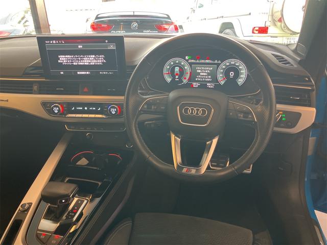 運転に集中出来るドライビングポジション