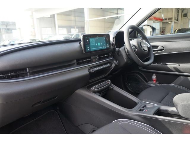 600ハイブリッド ベースグレード 純正ナビ AppleCarPlay&AndroidAuto対応 バックカメラ オートクルーズコントロール シートヒーター LEDヘッドライト オートライト スマートキー(17枚目)