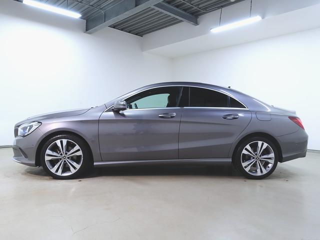 ＣＬＡクラス ＣＬＡ２２０　４マチック　レーダーセーフティーパッケージ　Ｂｌｕｅｔｏｏｔｈ接続　ＣＤ　ＤＶＤ再生　ＥＴＣ　ＬＥＤヘッドライト　ＴＶ　アイドリングストップ　クルーズコントロール　シートヒーター　トランクスルー　ナビ（4枚目）