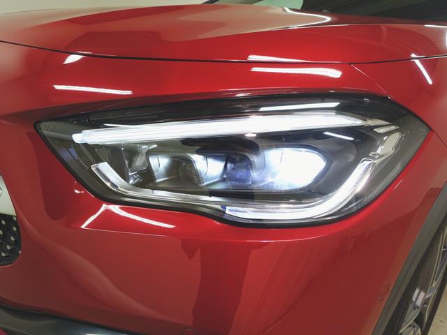 ＧＬＡクラス ＧＬＡ１８０　ＡＭＧラインパッケージ　Ｂｌｕｅｔｏｏｔｈ接続　ＥＴＣ　ＬＥＤヘッドライト　ＴＶ　アイドリングストップ　クルーズコントロール　コネクテッド機能　サイドカメラ　サンルーフ・ガラスルーフ　シートヒーター　トランクスルー　ナビ（4枚目）