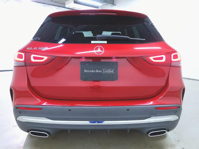 ＧＬＡクラス ＧＬＡ１８０　ＡＭＧラインパッケージ　Ｂｌｕｅｔｏｏｔｈ接続　ＥＴＣ　ＬＥＤヘッドライト　ＴＶ　アイドリングストップ　クルーズコントロール　コネクテッド機能　サイドカメラ　サンルーフ・ガラスルーフ　シートヒーター　トランクスルー　ナビ（8枚目）