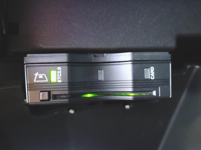 ＧＬＡクラス ＧＬＡ１８０　ＡＭＧラインパッケージ　Ｂｌｕｅｔｏｏｔｈ接続　ＥＴＣ　ＬＥＤヘッドライト　ＴＶ　アイドリングストップ　クルーズコントロール　コネクテッド機能　サイドカメラ　サンルーフ・ガラスルーフ　シートヒーター　トランクスルー　ナビ（11枚目）