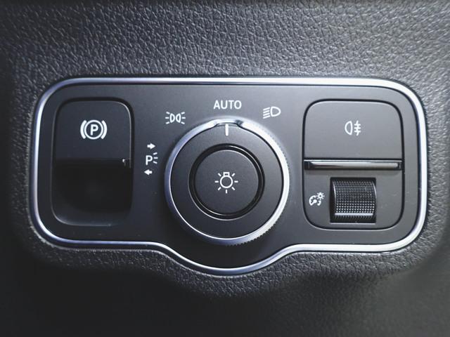 EQB EQB250 AMGラインパッケージ 3列シート AMGライン Bluetooth接続 ETC LEDヘッドライト TV アイドリングストップ クルーズコントロール コネクテッド機能 サイドカメラ シートヒーター(20枚目)