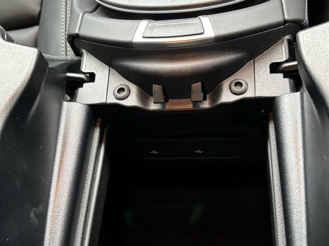 Ｅクラス Ｅ２００　クーペ　スポーツ　レザーパッケージ　Ｂｌｕｅｔｏｏｔｈ接続　ＥＴＣ　ＬＥＤヘッドライト　ＴＶ　クルーズコントロール　コネクテッド機能　サイドカメラ　サンルーフ・ガラスルーフ　シートヒーター　トランクスルー　ナビ（18枚目）