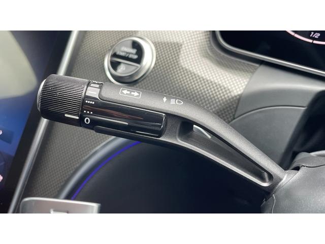 Cクラス C220dアバンギャルド AMGラインパッケージ レーダーセーフティ ナビゲーション ディーゼルターボ AMGライン セーフティビジョン 360°カメラシステム LEDライト アンビエントライト Bluetooth接続 USB入力端子 ETC車載器(6枚目)