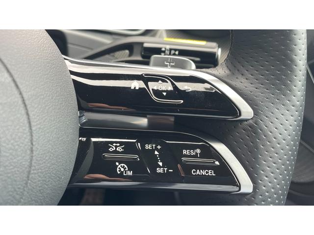 Cクラス C220dアバンギャルド AMGラインパッケージ レーダーセーフティ ナビゲーション ディーゼルターボ AMGライン セーフティビジョン 360°カメラシステム LEDライト アンビエントライト Bluetooth接続 USB入力端子 ETC車載器(7枚目)